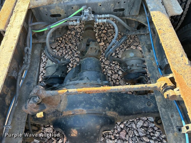 image for item YA2291 2017 Freightliner Cascadia 125 semi truck