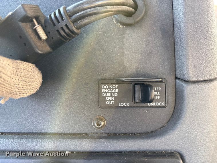 image for item YA2291 2017 Freightliner Cascadia 125 semi truck