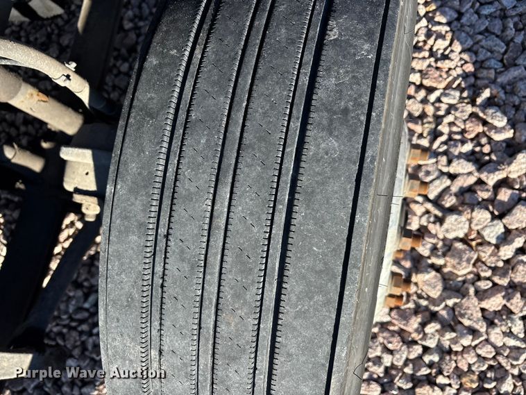 image for item YA2291 2017 Freightliner Cascadia 125 semi truck