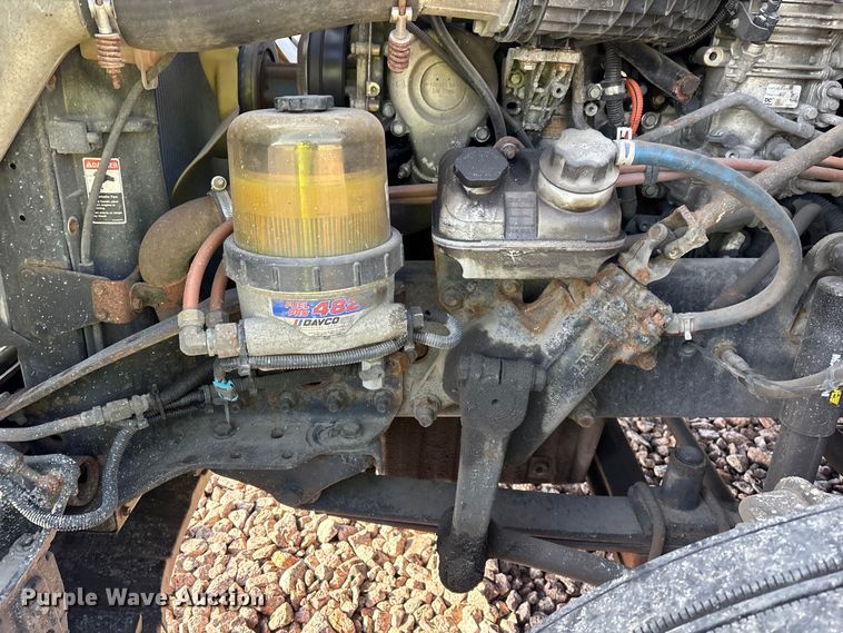 image for item YA2292 2017 Freightliner Cascadia 125 semi truck