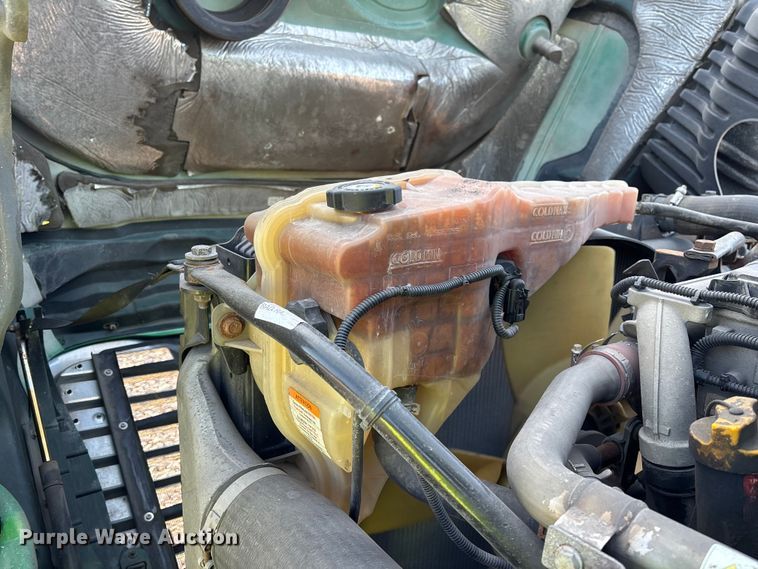 image for item YA2292 2017 Freightliner Cascadia 125 semi truck