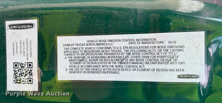 image for item YA2292 2017 Freightliner Cascadia 125 semi truck