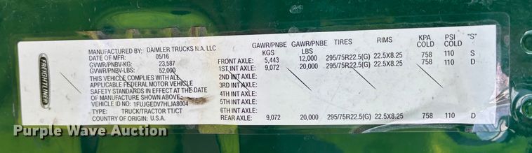 image for item YA2292 2017 Freightliner Cascadia 125 semi truck