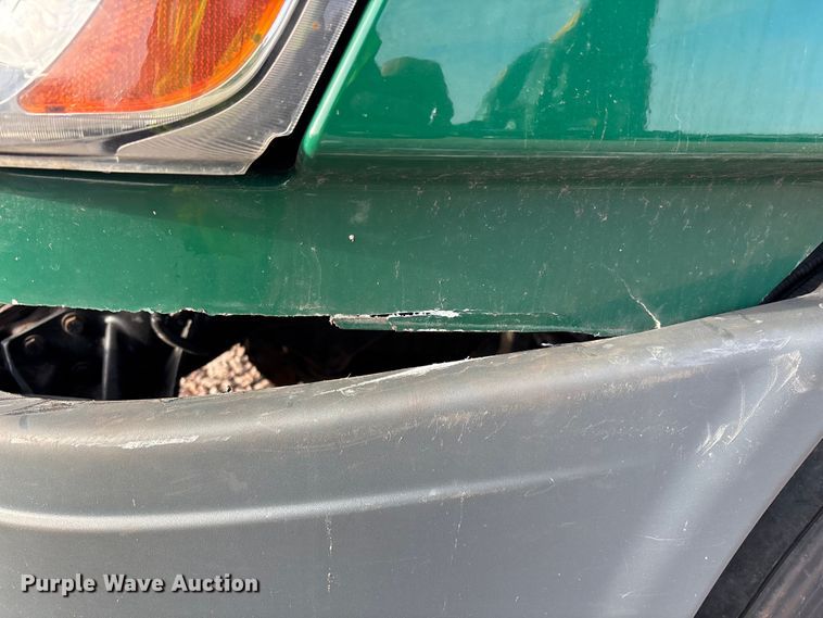 image for item YA2293 2017 Freightliner Cascadia 125 semi truck