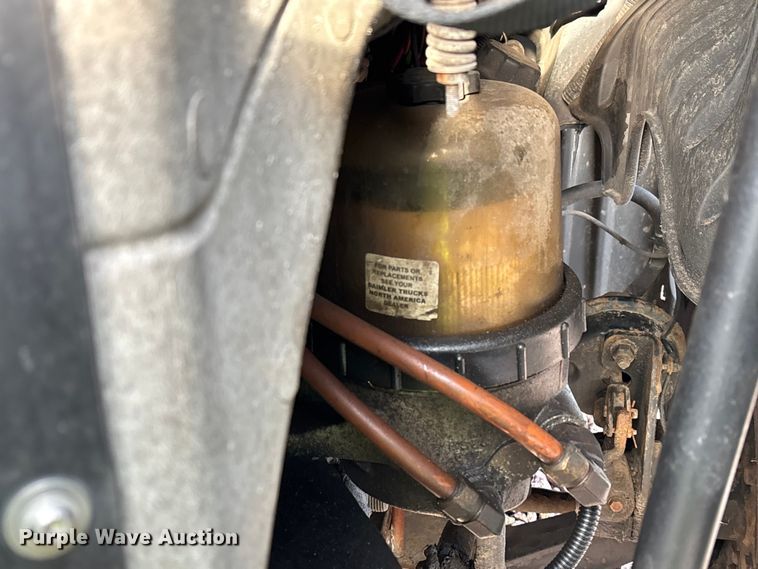 image for item YA2293 2017 Freightliner Cascadia 125 semi truck