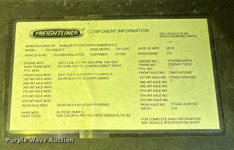 image for item YA2294 2017 Freightliner Cascadia 125 semi truck