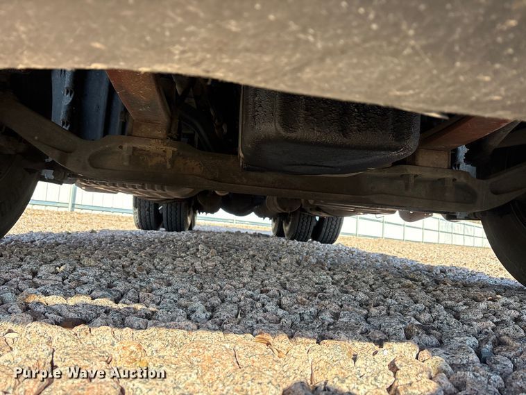 image for item YA2295 2017 Freightliner Cascadia 125 semi truck