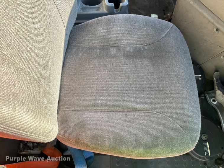 image for item YA2296 2017 Freightliner Cascadia 125 semi truck