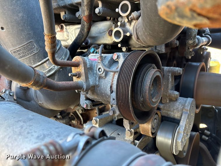 image for item YA2296 2017 Freightliner Cascadia 125 semi truck