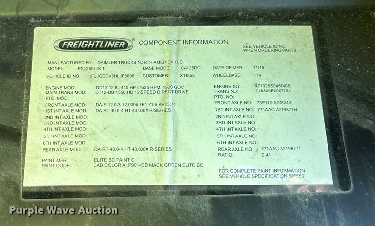 image for item YA2296 2017 Freightliner Cascadia 125 semi truck