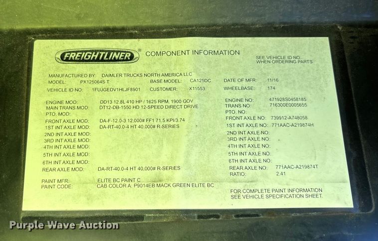 image for item YA2297 2017 Freightliner Cascadia 125 semi truck