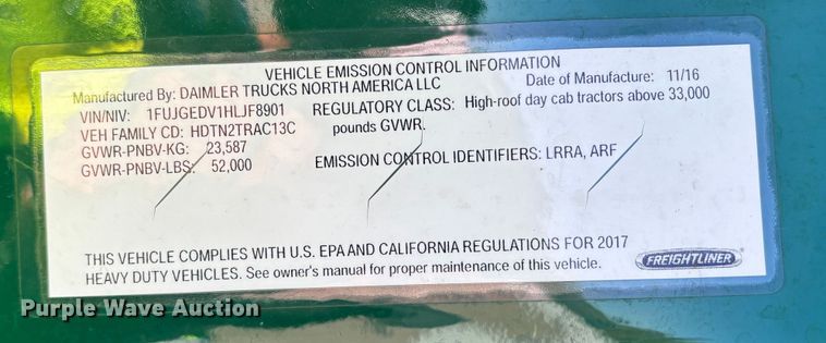 image for item YA2297 2017 Freightliner Cascadia 125 semi truck