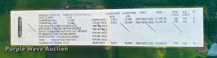 image for item YA2297 2017 Freightliner Cascadia 125 semi truck