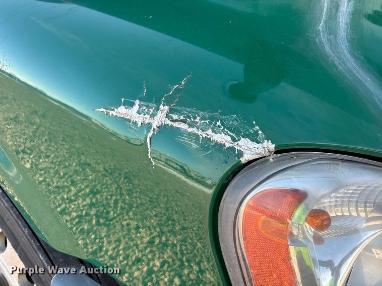 image for item YA2299 2017 Freightliner Cascadia 125 semi truck