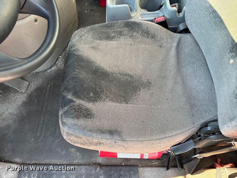 image for item YA2299 2017 Freightliner Cascadia 125 semi truck