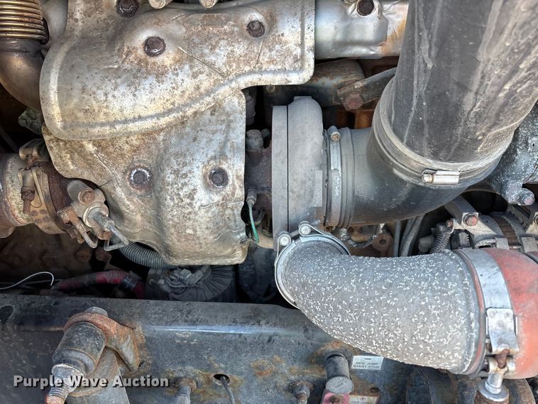 image for item YA2299 2017 Freightliner Cascadia 125 semi truck