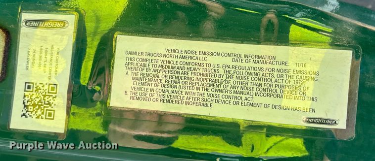 image for item YA2299 2017 Freightliner Cascadia 125 semi truck