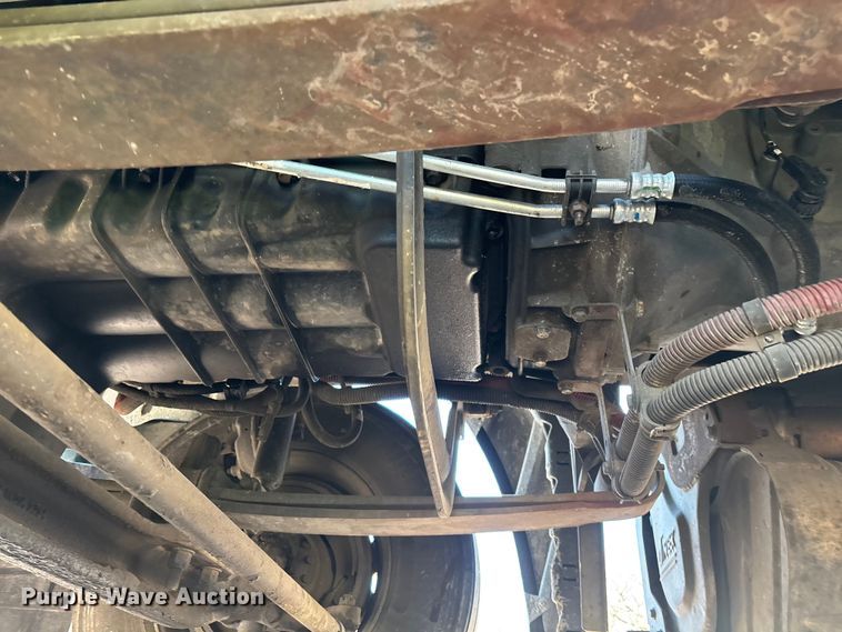 image for item YA2300 2017 Freightliner Cascadia 125 semi truck