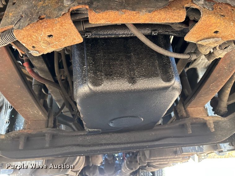 image for item YA2300 2017 Freightliner Cascadia 125 semi truck