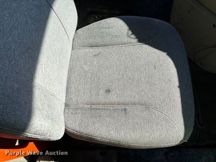 image for item YA2300 2017 Freightliner Cascadia 125 semi truck