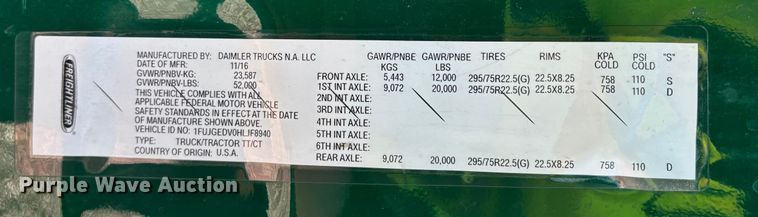 image for item YA2300 2017 Freightliner Cascadia 125 semi truck