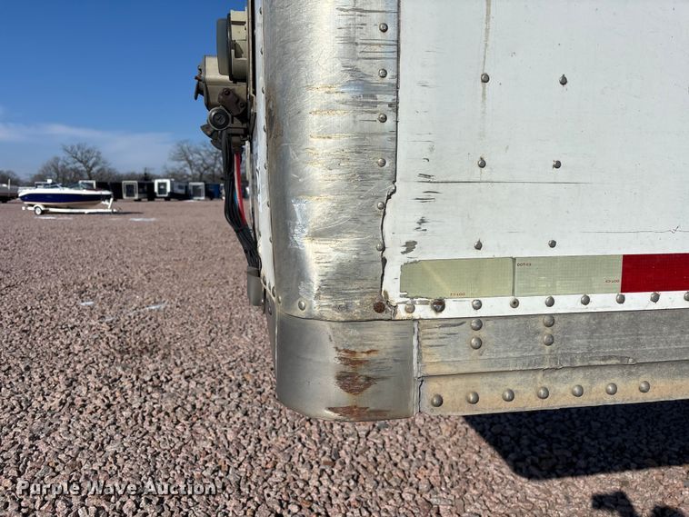 image for item YA2301 2013 Strick dry van trailer