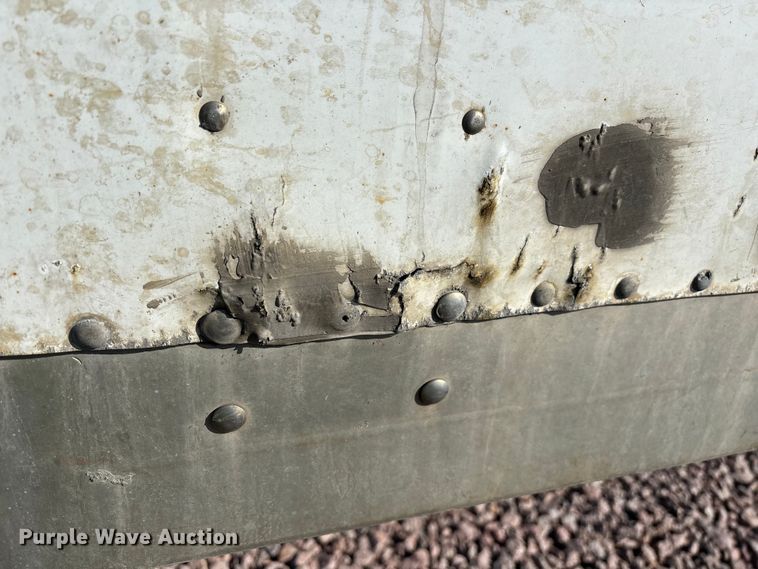 image for item YA2301 2013 Strick dry van trailer