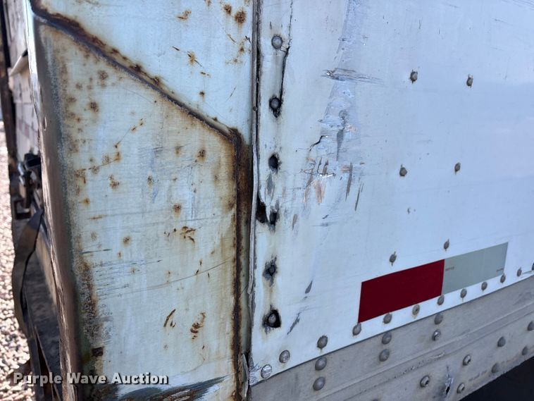 image for item YA2301 2013 Strick dry van trailer