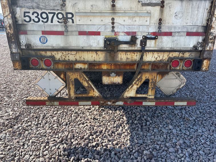 image for item YA2301 2013 Strick dry van trailer