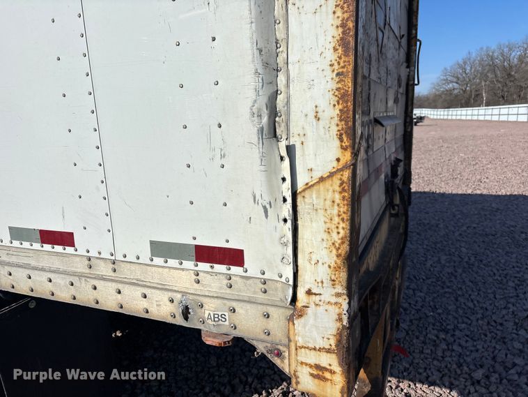 image for item YA2301 2013 Strick dry van trailer