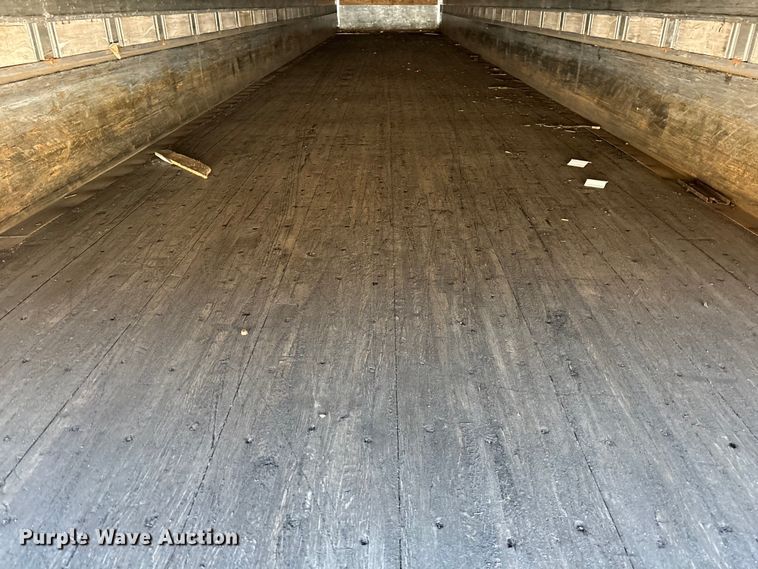 image for item YA2301 2013 Strick dry van trailer