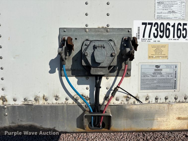 image for item YA2302 2014 Wabash dry van trailer