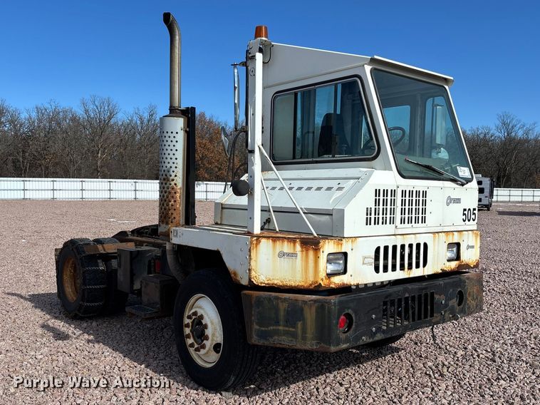 image for item YA2303 2004 Ottawa Commando 30 yard truck