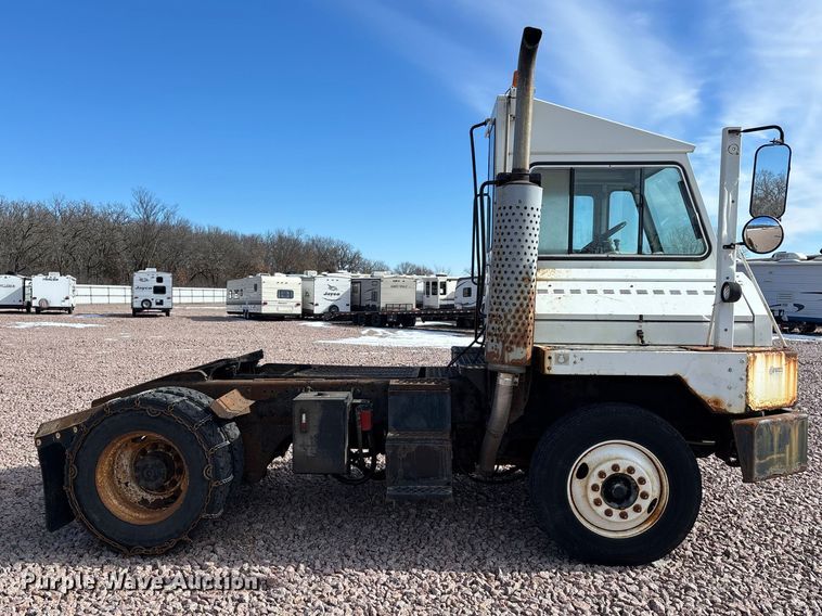 image for item YA2303 2004 Ottawa Commando 30 yard truck