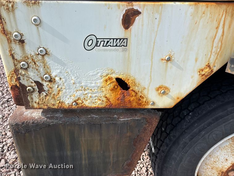 image for item YA2303 2004 Ottawa Commando 30 yard truck