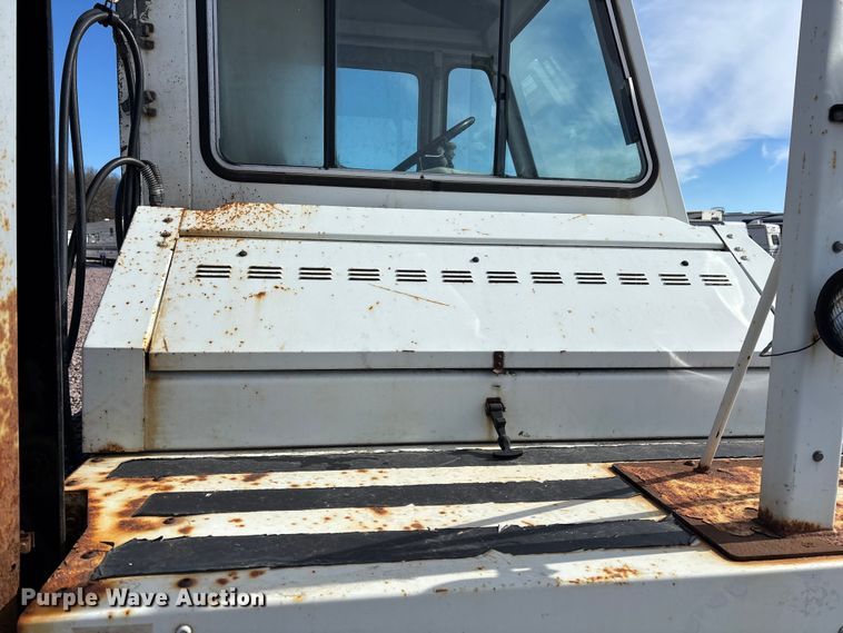 image for item YA2303 2004 Ottawa Commando 30 yard truck