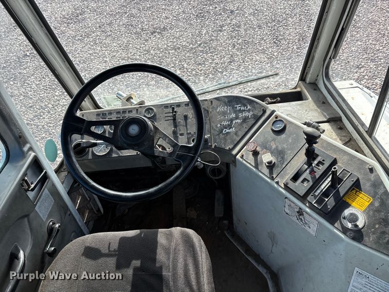 image for item YA2303 2004 Ottawa Commando 30 yard truck