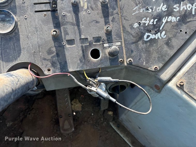 image for item YA2303 2004 Ottawa Commando 30 yard truck