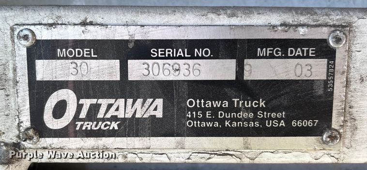image for item YA2303 2004 Ottawa Commando 30 yard truck