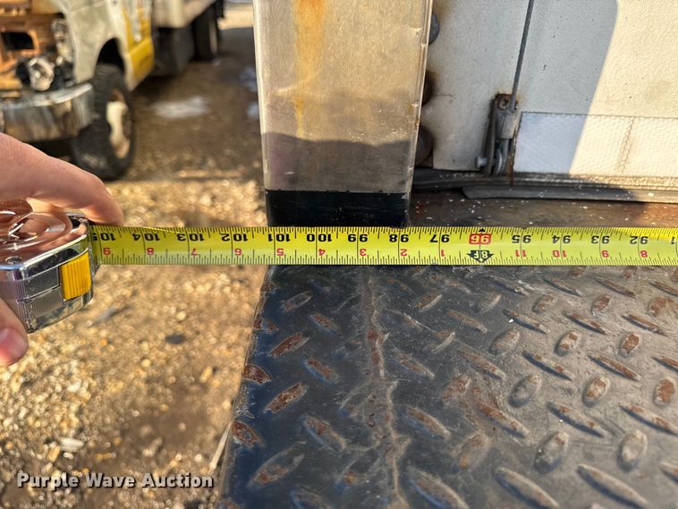 image for item YA2304 2013 Hino 338 box truck