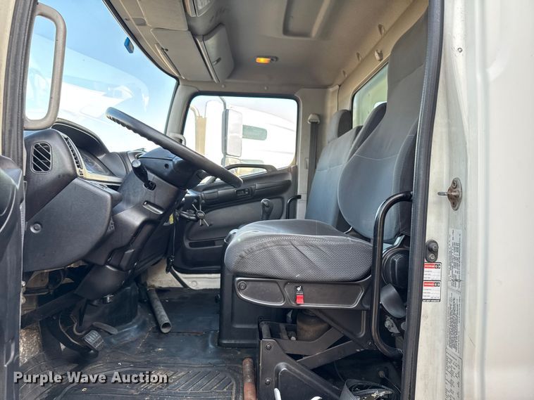 image for item YA2304 2013 Hino 338 box truck