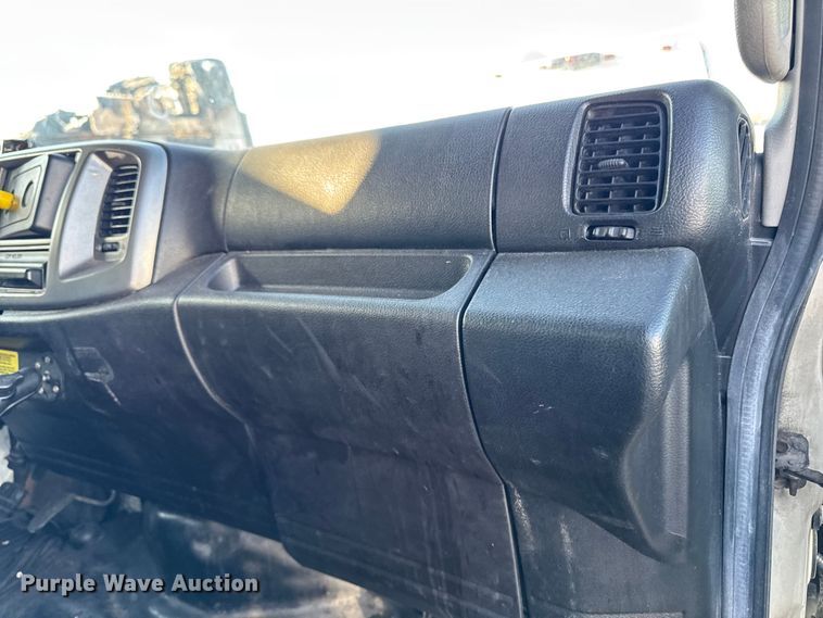 image for item YA2304 2013 Hino 338 box truck