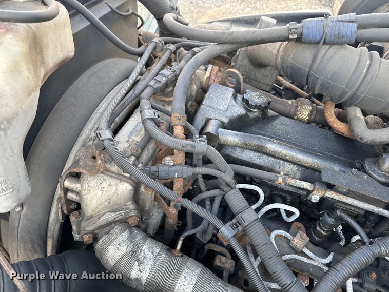 image for item YA2304 2013 Hino 338 box truck