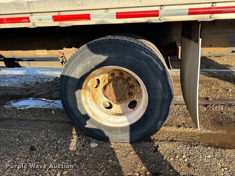 image for item YA2304 2013 Hino 338 box truck