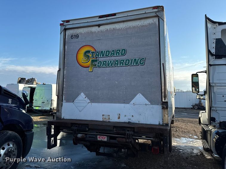 image for item YA2305 2013 Hino 338 box truck