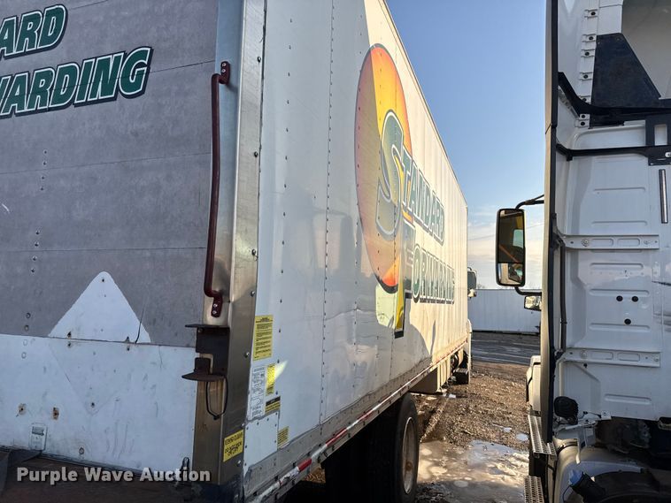 image for item YA2305 2013 Hino 338 box truck