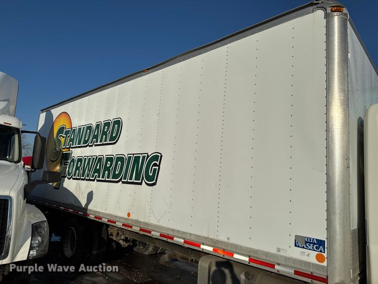 image for item YA2305 2013 Hino 338 box truck