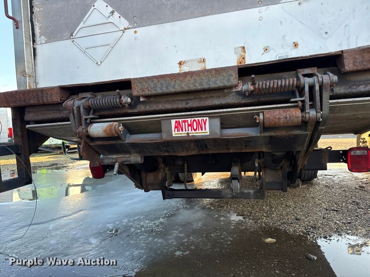 image for item YA2305 2013 Hino 338 box truck