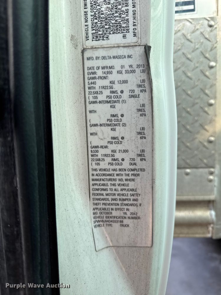 image for item YA2305 2013 Hino 338 box truck