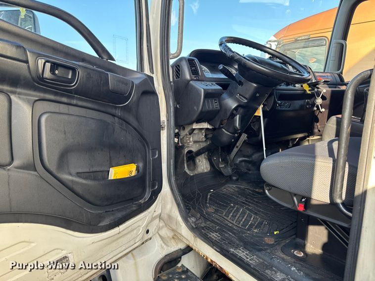 image for item YA2306 2014 Hino 338 box truck